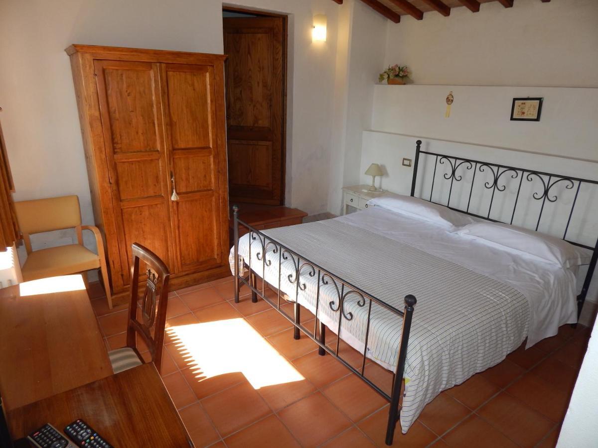 Fullino Nero Rta - Residenza Turistico Alberghiera Siena Eksteriør bilde