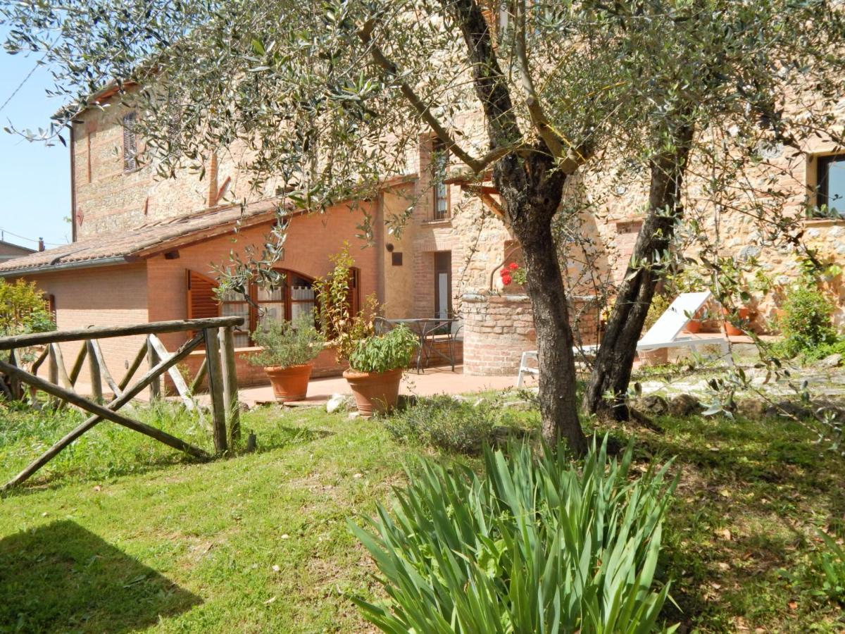 Fullino Nero Rta - Residenza Turistico Alberghiera Siena Eksteriør bilde
