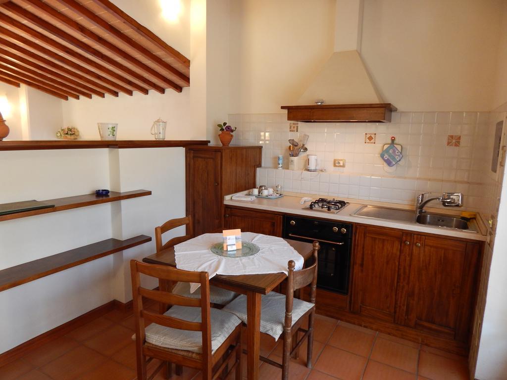 Fullino Nero Rta - Residenza Turistico Alberghiera Siena Eksteriør bilde
