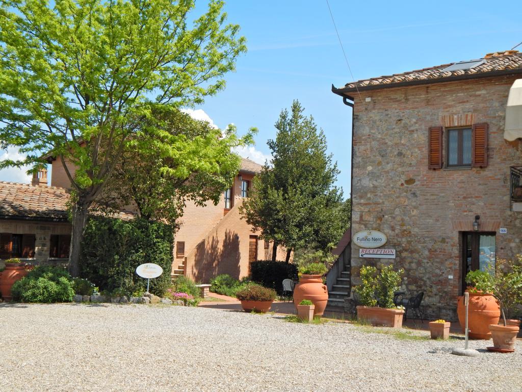Fullino Nero Rta - Residenza Turistico Alberghiera Siena Eksteriør bilde