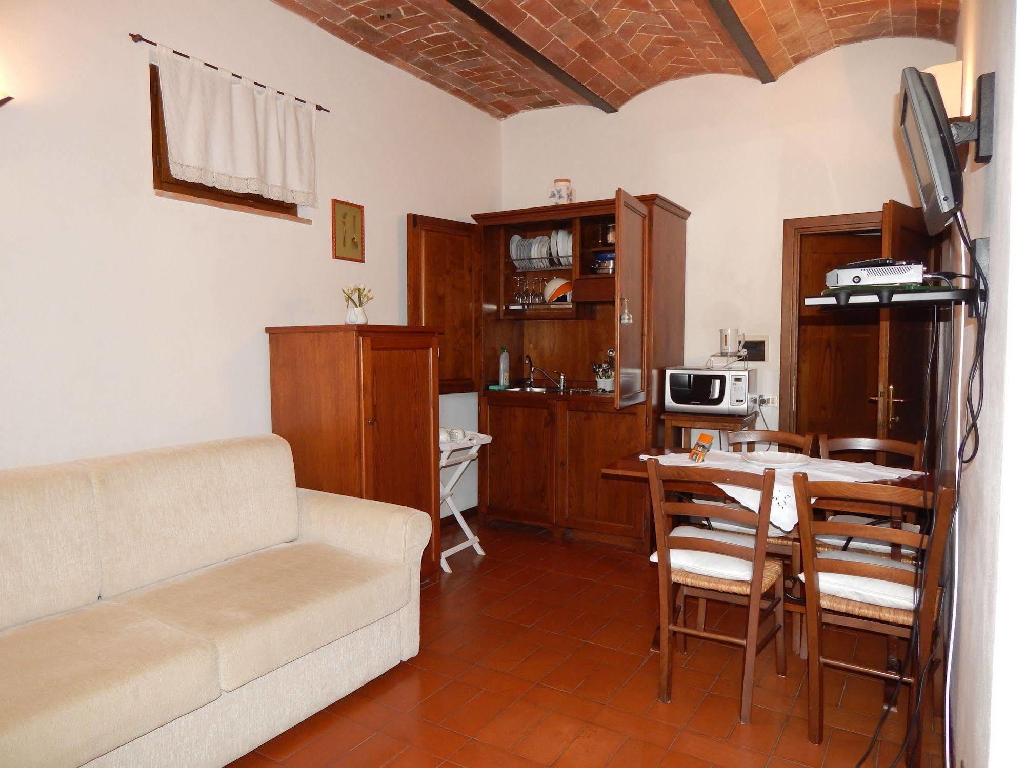 Fullino Nero Rta - Residenza Turistico Alberghiera Siena Eksteriør bilde