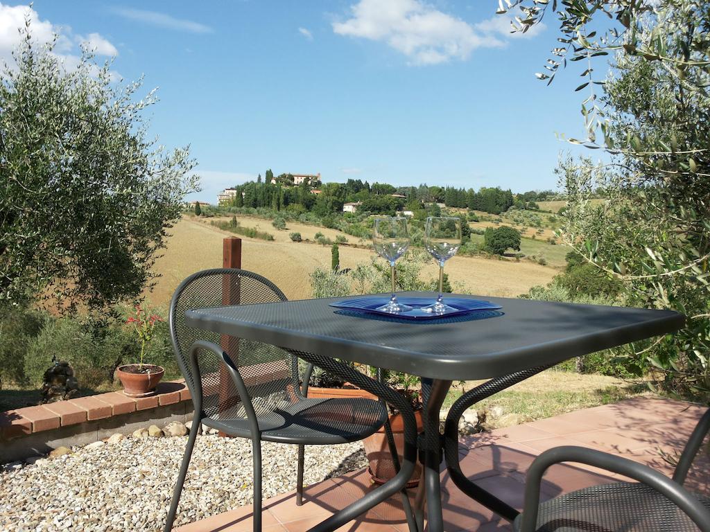 Fullino Nero Rta - Residenza Turistico Alberghiera Siena Eksteriør bilde